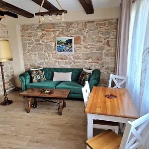 Sena Apartment Pula